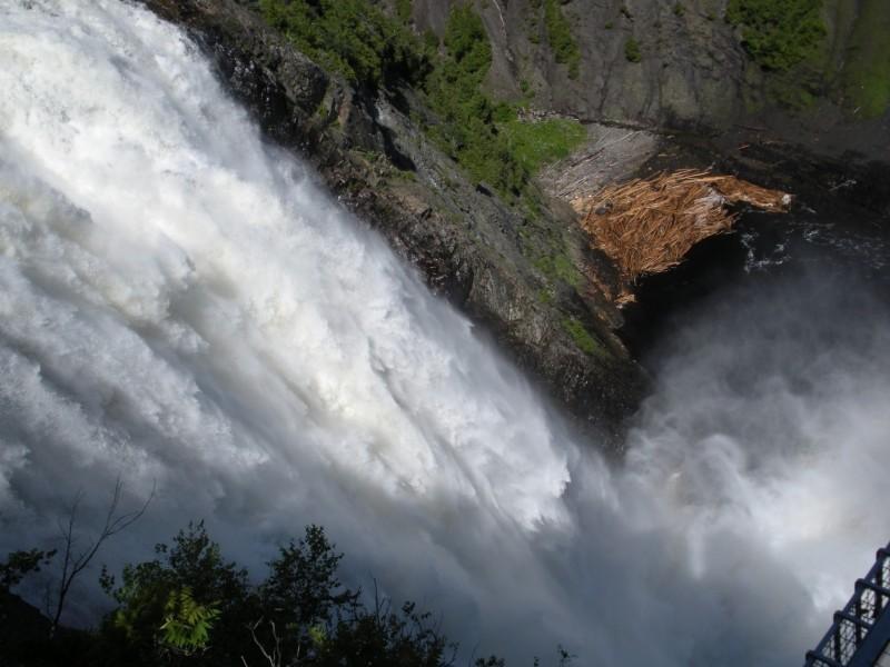 At 84 m (275 ft) Montmorency Falls in Quebec are 30 m higher than Niagara Falls.