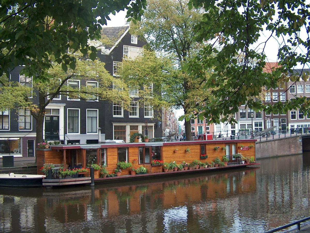 The floating Tulip Museum in Amsterdam.